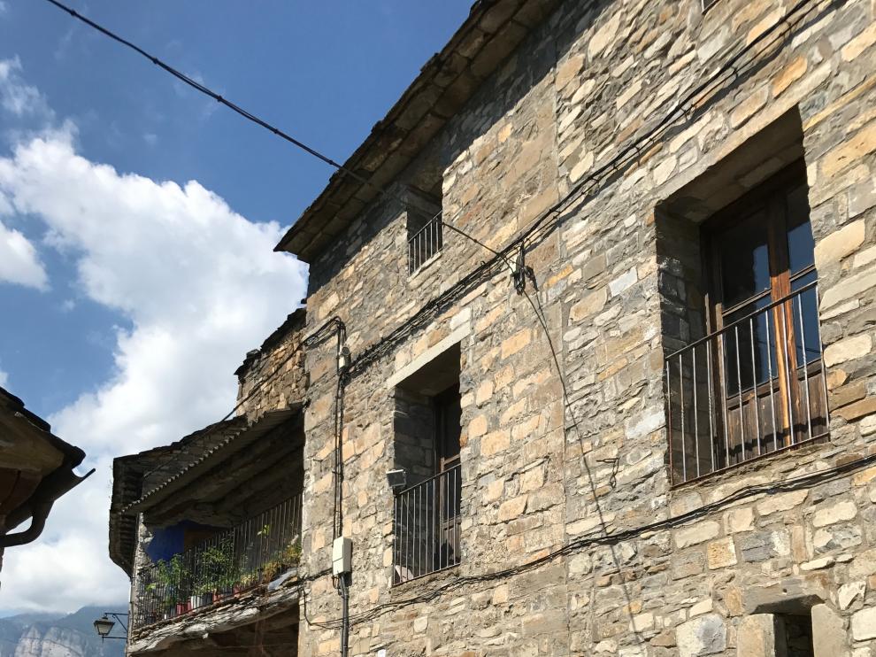 Vivienda en el municipio de Arro, rehabilitada gracias al Plan de Fomento de la Diputación Provincial de Huesca.