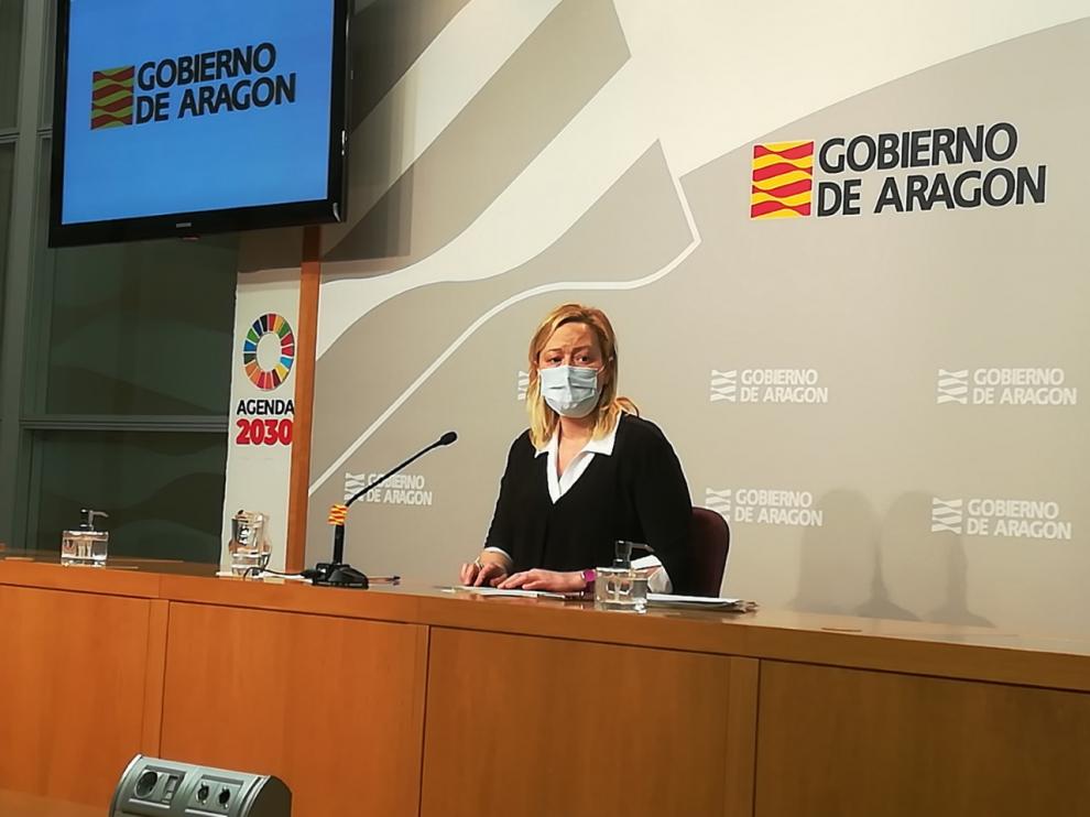 La consejera Marta Gastón en la comparecencia hoy en la sede del Pignatelli para valorar los resultados del paro del mes de febrero.
