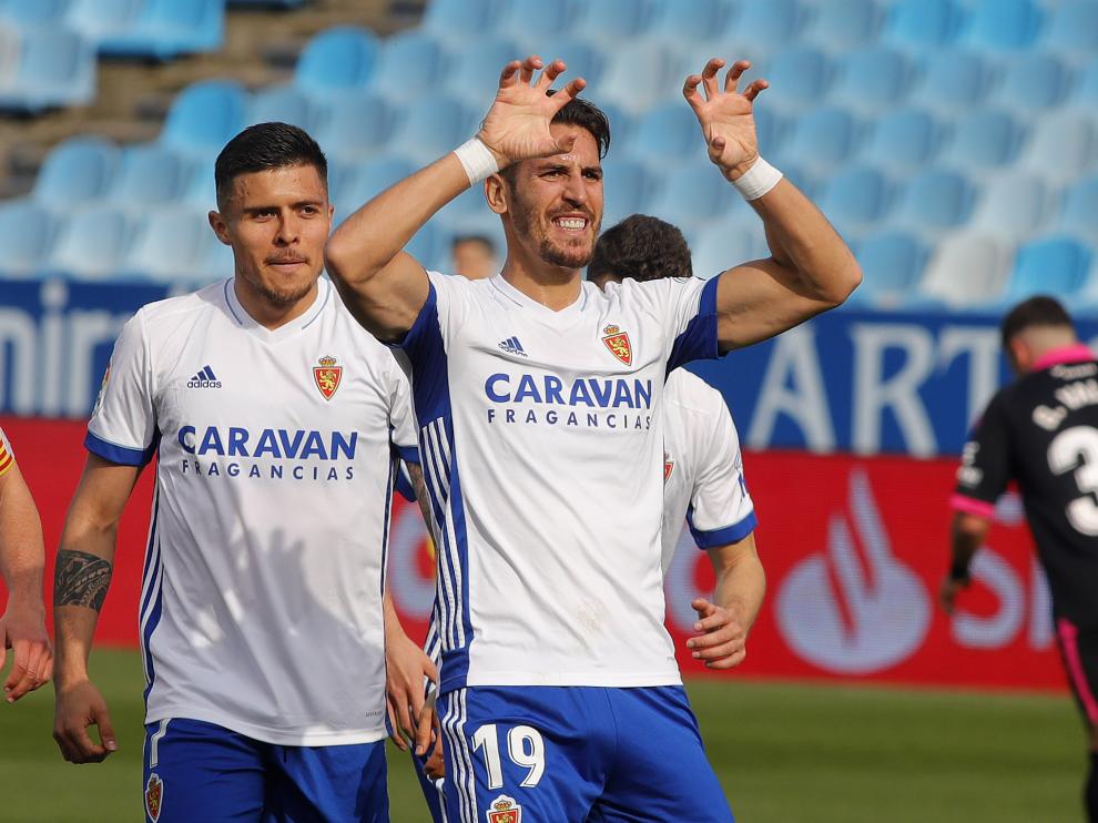 Partido Real Zaragoza-Tenerife, en imágenes