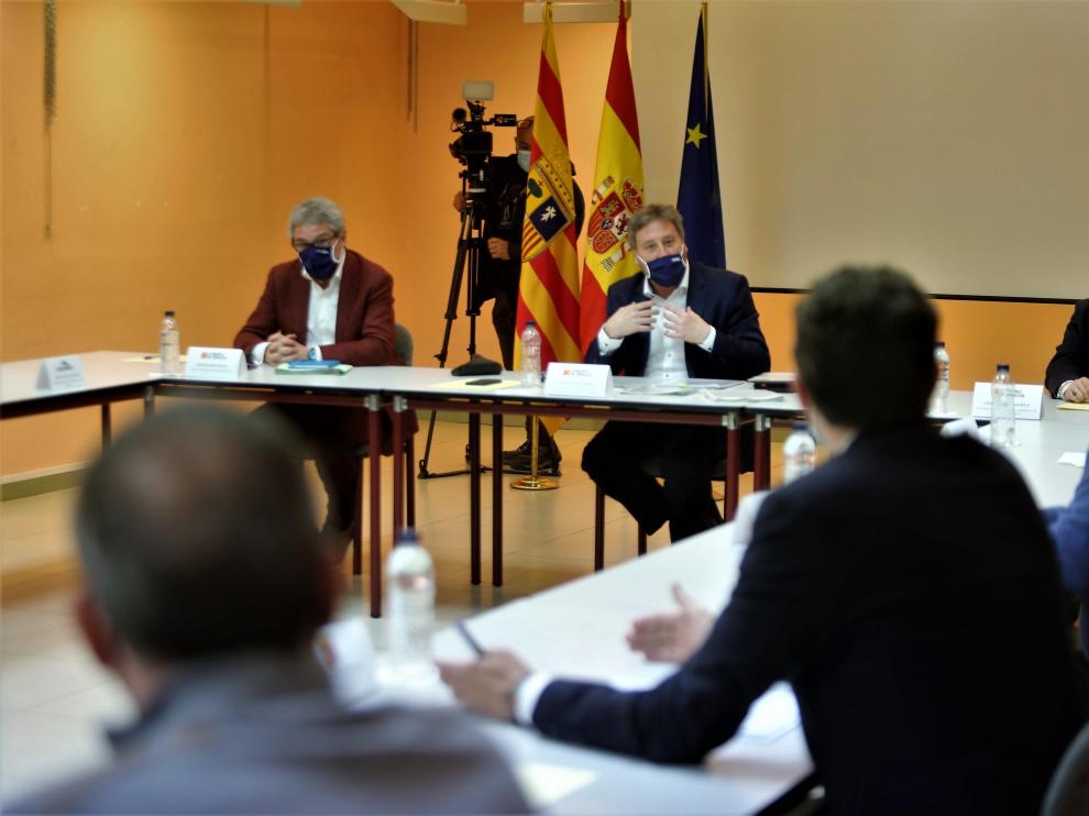 Reunión en Huesca este jueves entre el consejero Soro y los alcaldes de la línea Zaragoza-Monzón-Lérida.