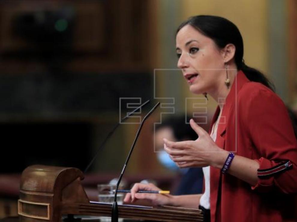 La diputada de Unidas Podemos, Isabel Franco Carmona durante un pleno.