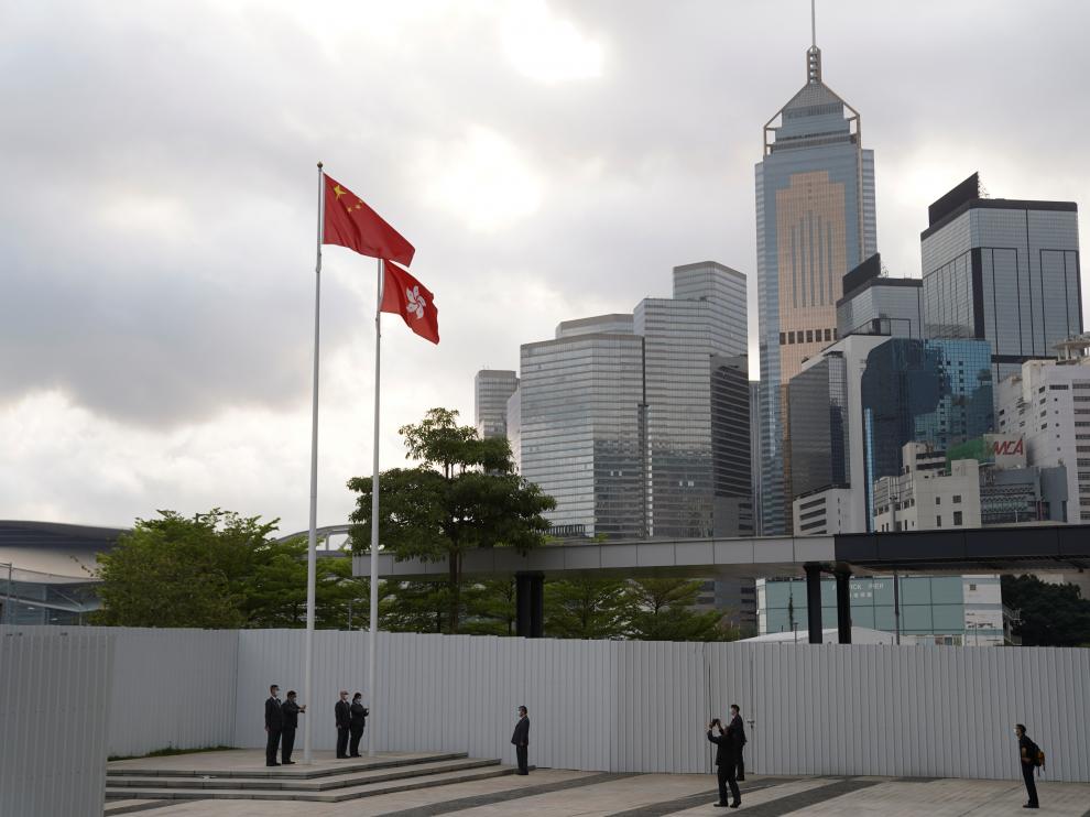 El presidente chino, Xi Jinping, ha firmado dos decretos para enmendar la Ley Básica de Hong Kong