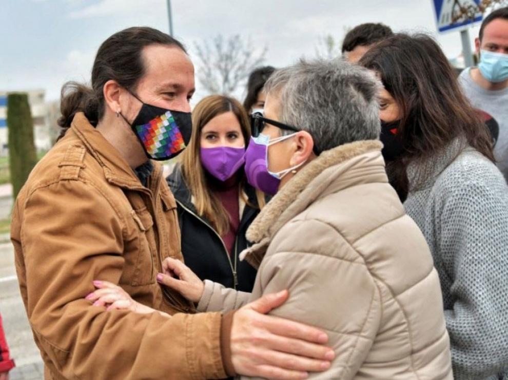 Pablo Iglesias en reunión con colectivos de educación y sanidad