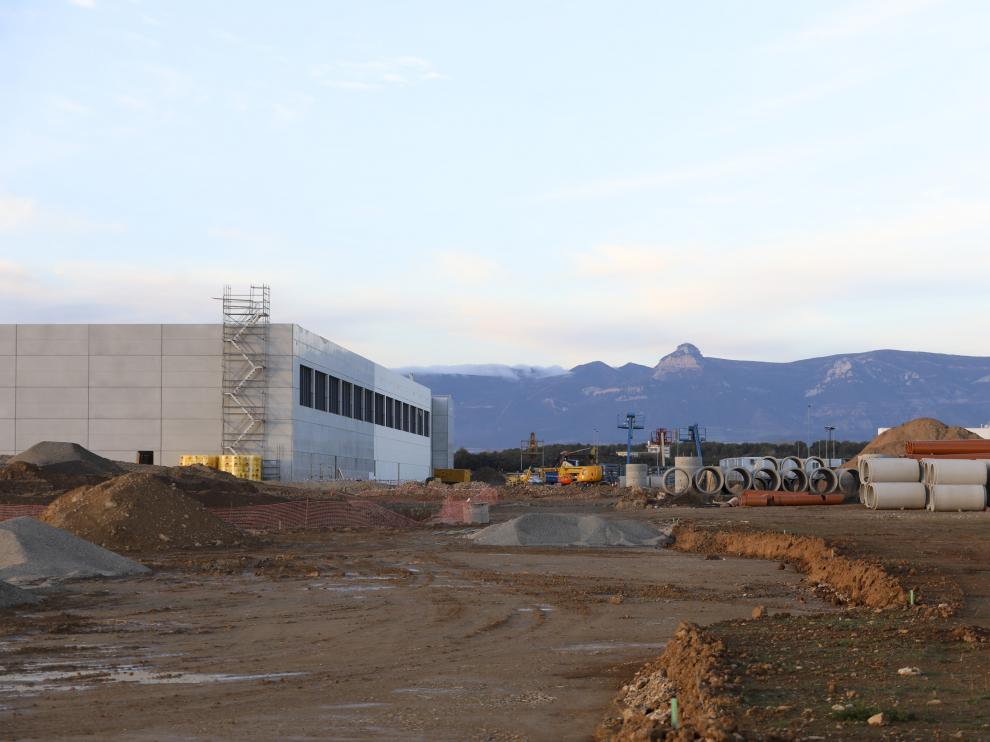 Obras de Amazon en Plhus.