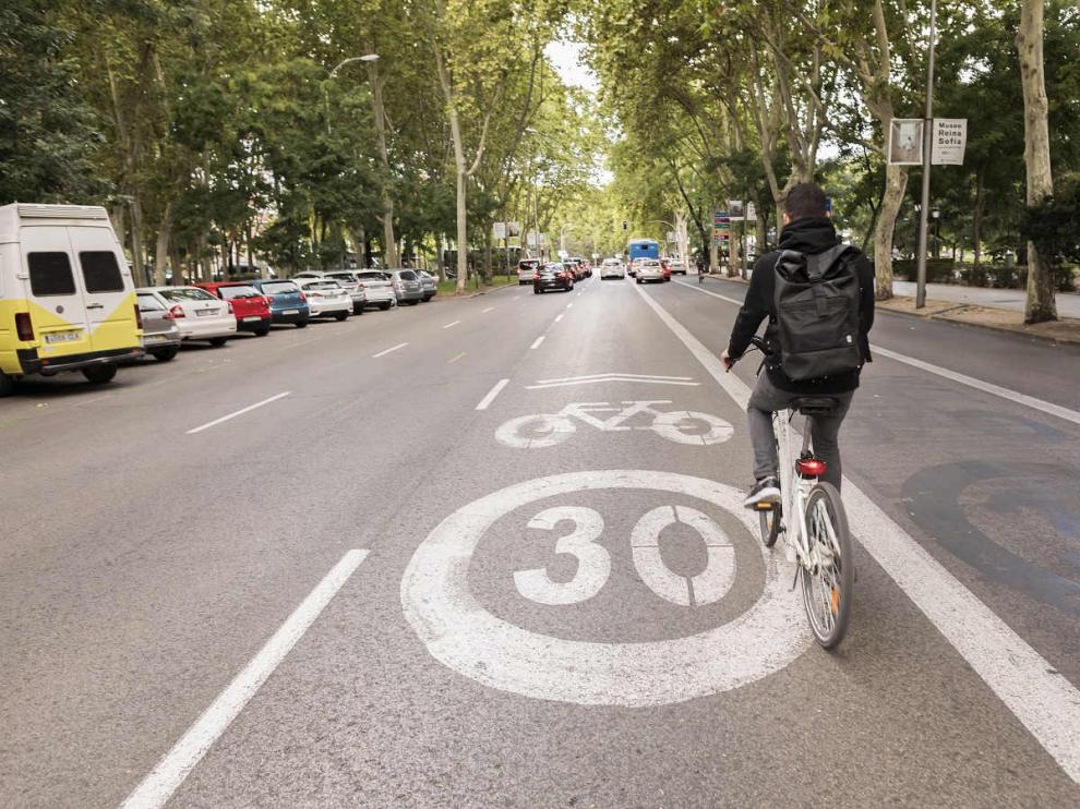 El Paseo del Prado de Madrid a 30km/h