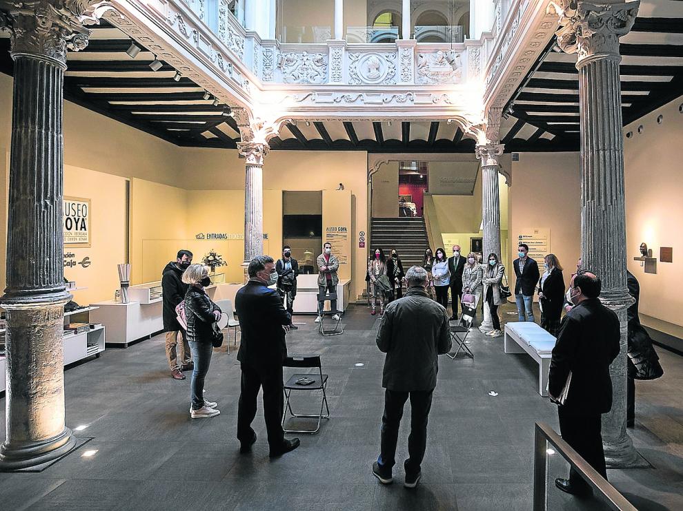 5 de abril de 2021. 10.30. Recepción de invitados al foro organizado por HERALDO en el monumental patio del Museo Goya