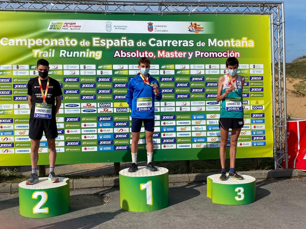Álvaro Osanz, en el tercer cajón del podio.