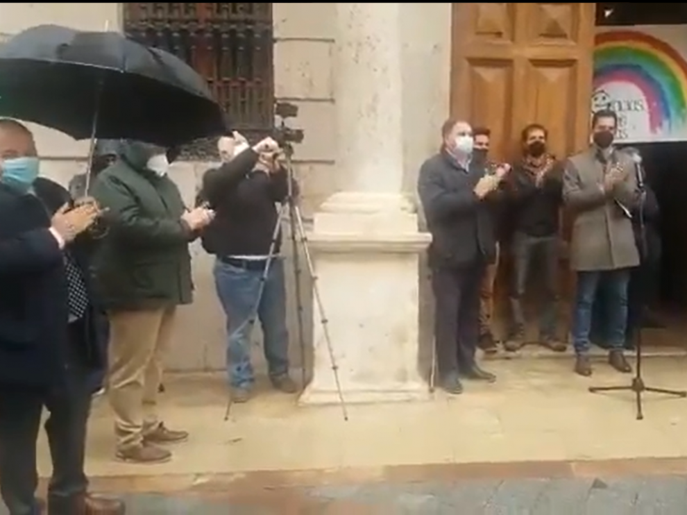 Aplauso a los niños, en Teruel