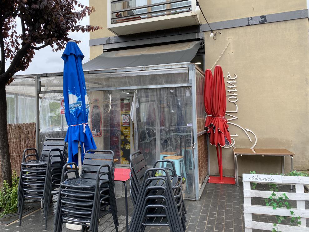 Bar de Barbastro en el que se cometió el robo.