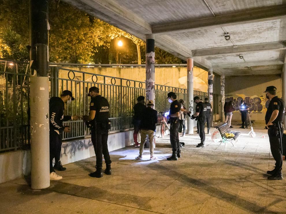 La Policía no ha dejado de detectar botellones a pesar de la pandemia.