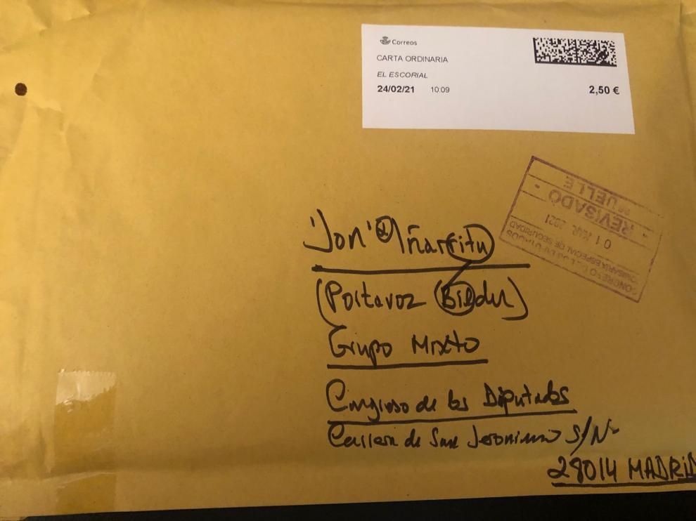 El sobre recibido por Jon Iñarritu (Bildu)