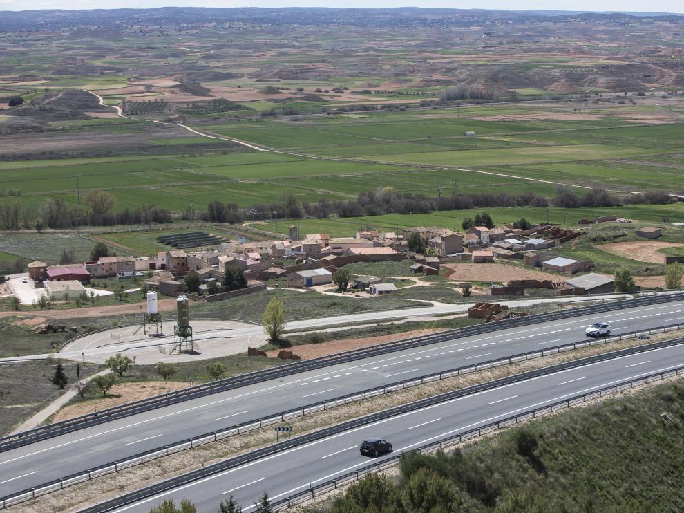 Autovía A-2 a su paso por el municipio zaragozano de Contamina