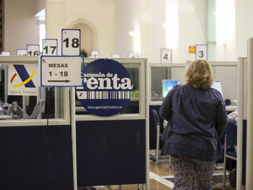 Imagen de archivo de la campaña de la renta.