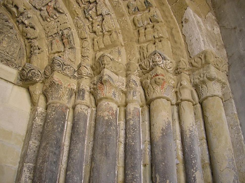 Portada norte de la Iglesia de San Salvador, en Ejea de los Caballeros.