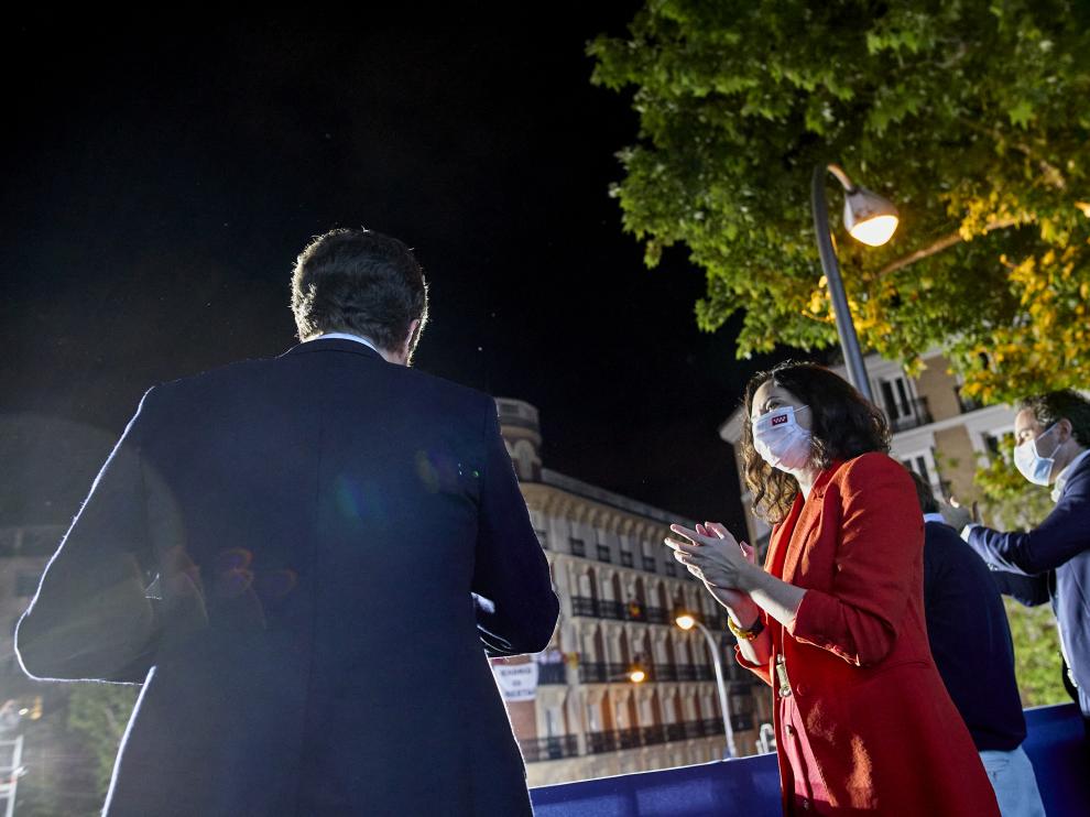 Su victoria en Madrid modifica el equilibrio de fuerzas en el ámbito nacional en favor del PP.