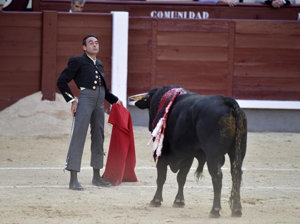 Enrique Ponce, durante su faena en la plaza de toros de Las Ventas de Madrid, el pasado 2 de mayo.