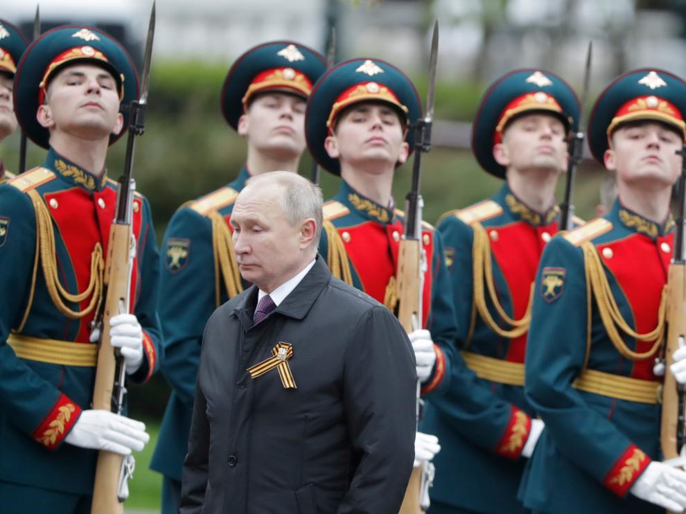 Russian President Vladimir Putin takes part in a commemoration ceremony on Victory Day in Moscow