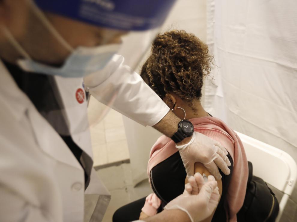 Free Vaccinations for Covid-19 and Free Metro Card at Grand Central Station