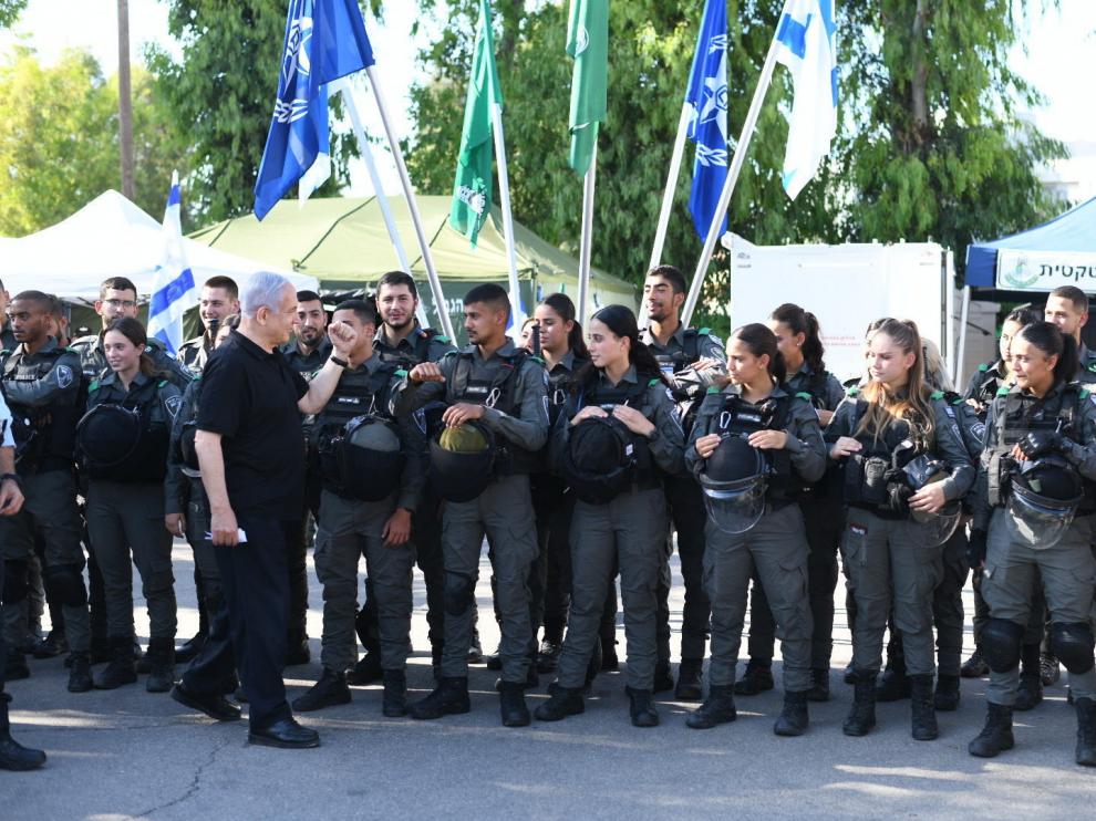 Israeli Prime Minister Benjamin Netanyahu visits border police in Lod