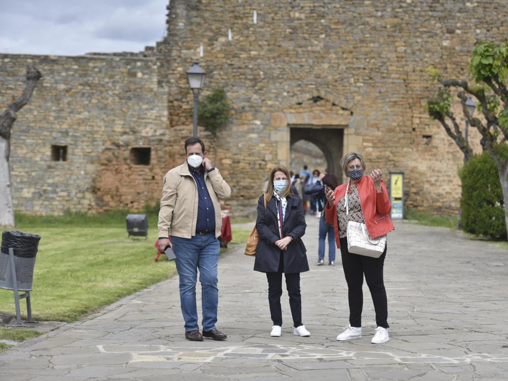 Turistas en el Pirineo en el primer fin de semana completo sin estado de alarma.