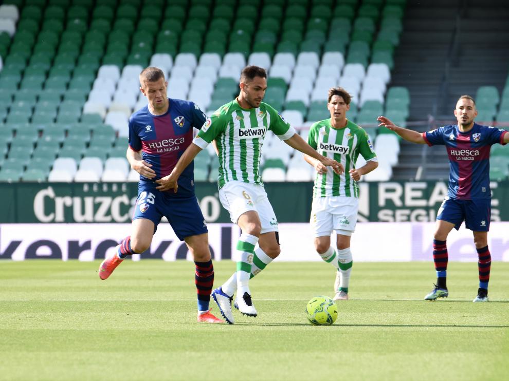 Vavro, durante el partido contra el Betis.
