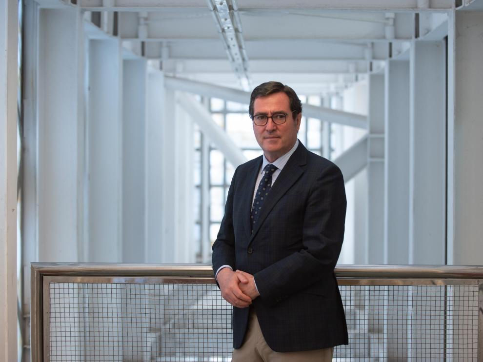 Antonio Garamendi, presidente de la CEOE, en la sede de Zaragoza.
