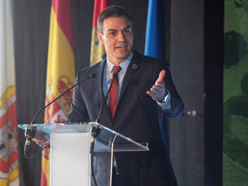 Sánchez, Casado y otros políticos asisten en Soria a la feria Presura sobre despoblación