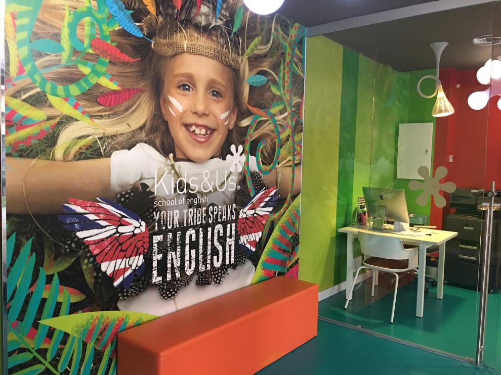Kids&Us enseña inglés a niños y adolescentes entre uno y 18 años.