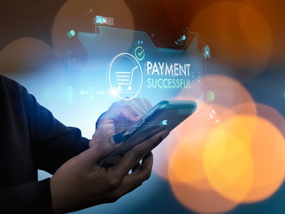 El 62 % de los consumidores administra sus finanzas desde internet