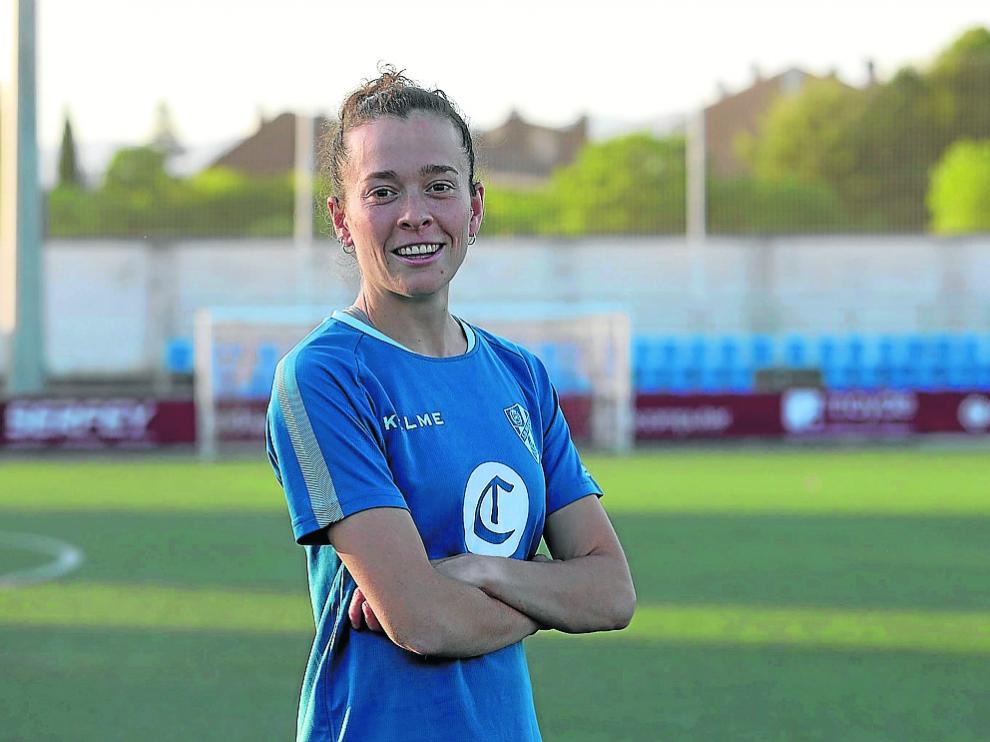 Nuria Mallada, antes de uno de sus últimos entrenamientos con la SD Huesca.