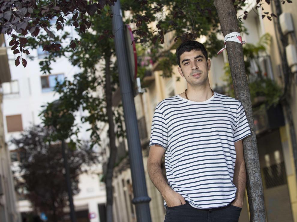 Eduardo Luka acaba de publicar un disco de título homónimo con nueve canciones.