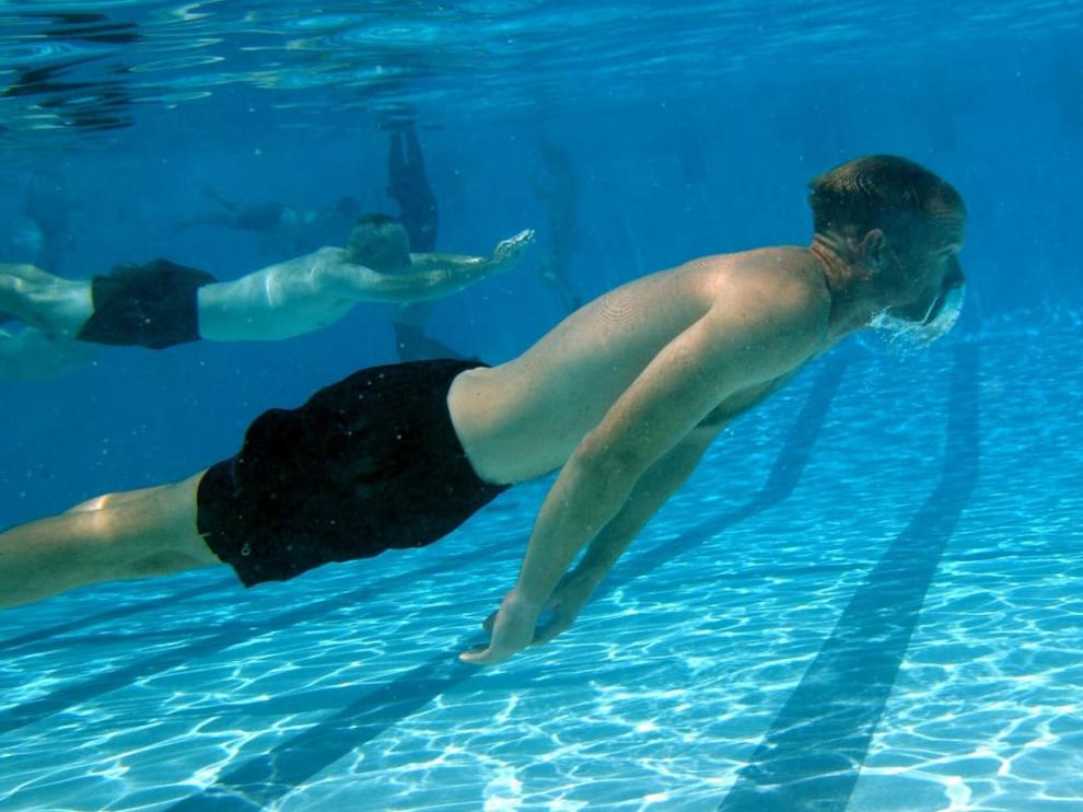 Ejercicios para hacer dentro de la piscina.