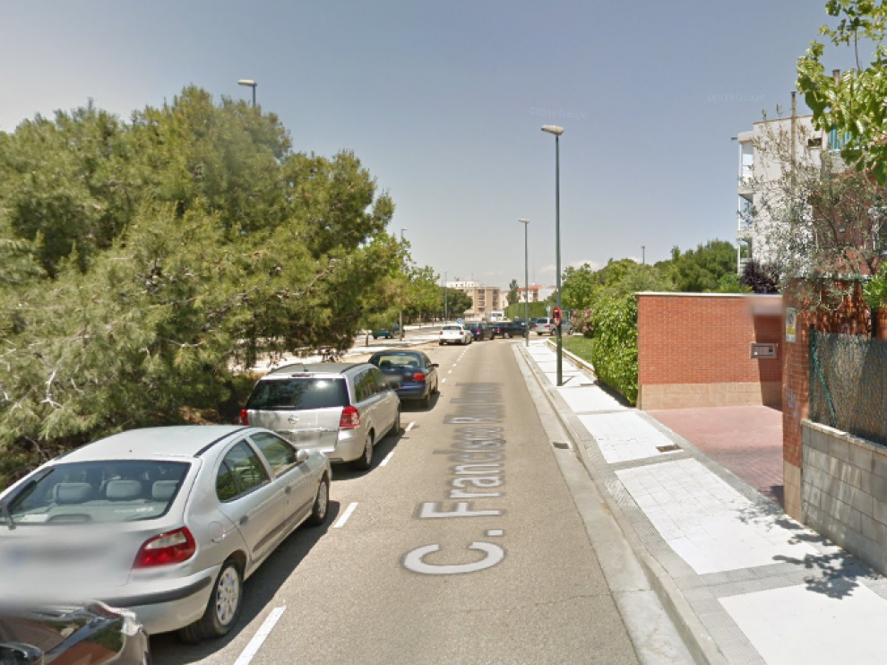 El robo se produjo en la calle de Francisco de los Ríos del distrito de Torrero.