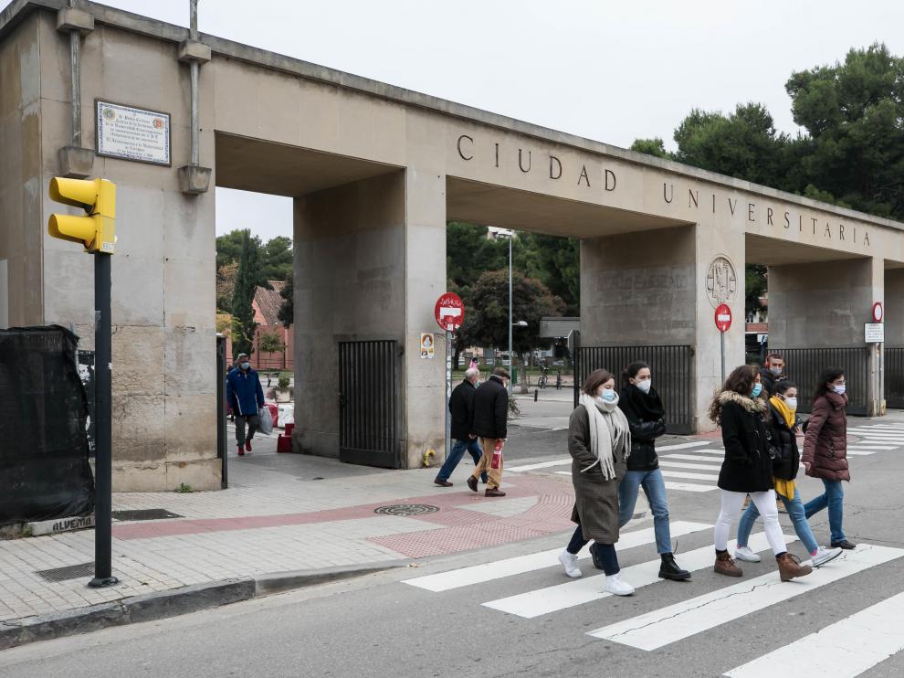 La Universidad de Zaragoza cuenta con un total de 76 cátedras institucionales y de empresas.