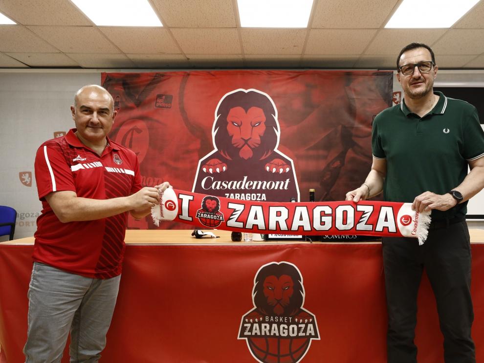 Presentación de Ponsarnau con el Casademont Zaragoza.