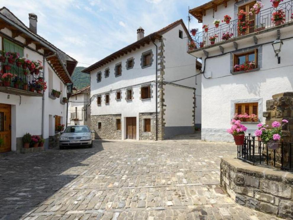 La Casa Rural Paloma está en una construcción de Ansó del año 1700.