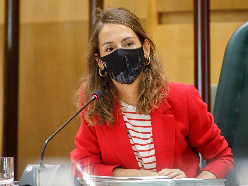 María Navarro, en la comisión de Hacienda de este martes.