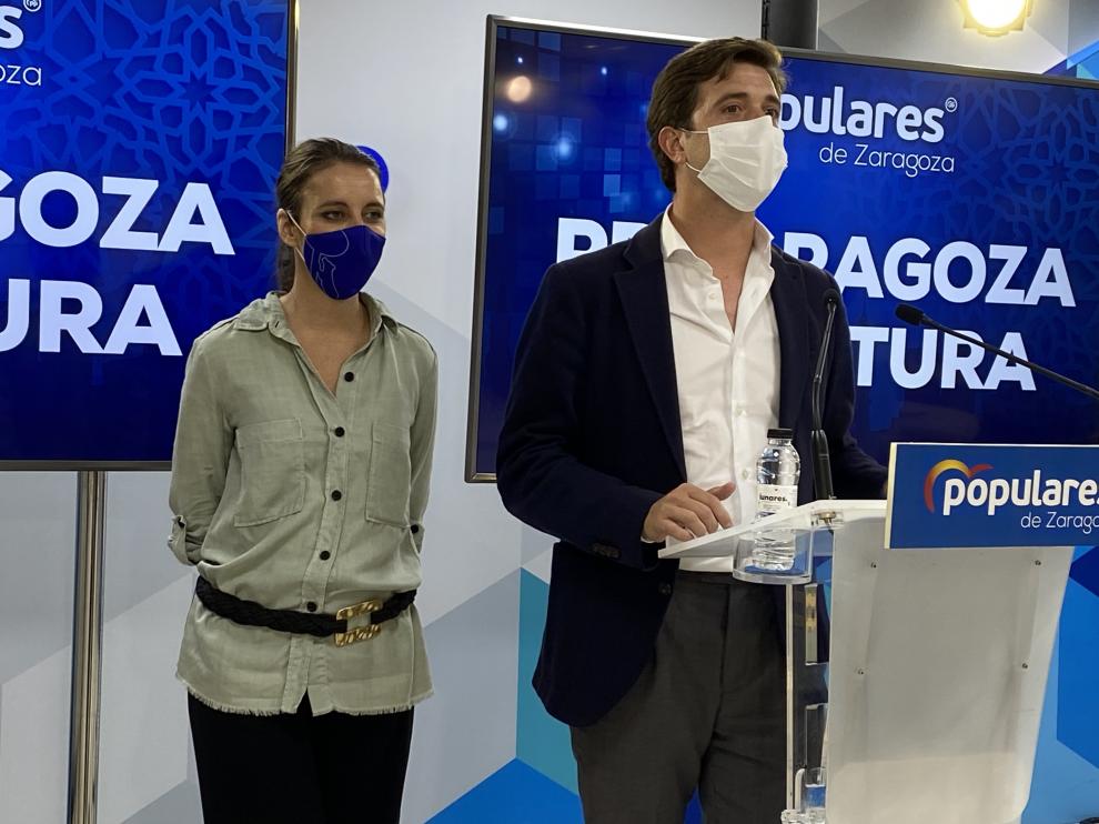 Andrea Levy y Ramón Celma, en la campaña para apoyar la cultura.