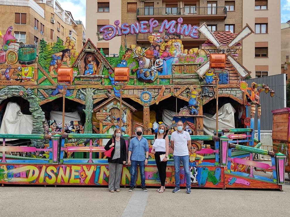 Presentación de la iniciativa de ferias inclusivas de Huesca, que están ubicadas en la plaza de San Antonio.