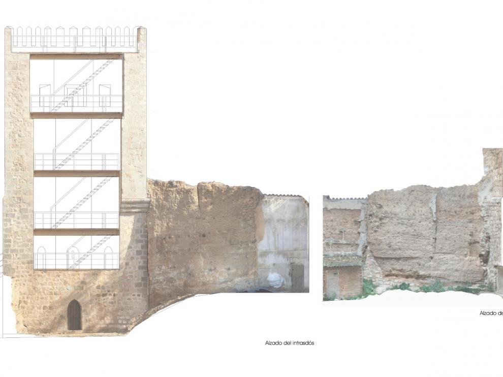 Torre de la Bombardera de Teruel y, a la derecha, tramo de la primitiva muralla de tapial.