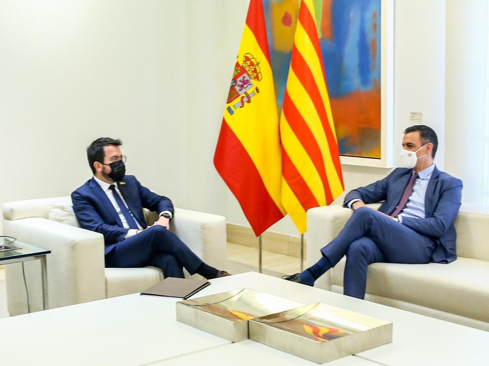 Sánchez recibe a Aragonès en la Moncloa