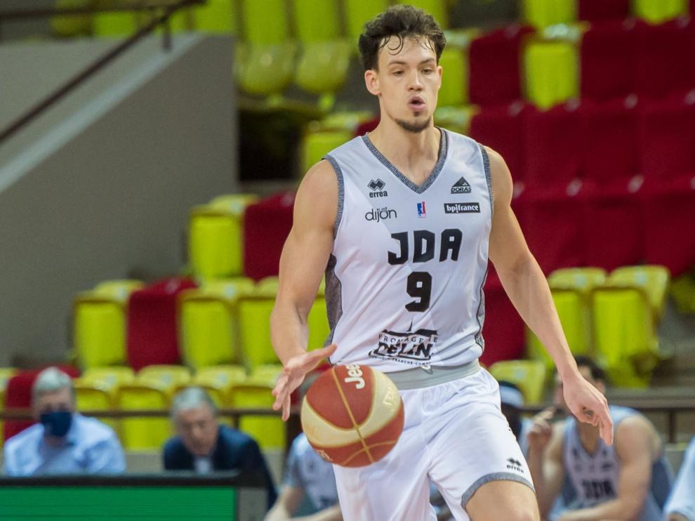 Vanwijn, con la camiseta del Dijon.