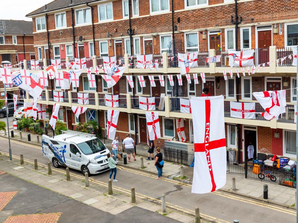 Las calles de Londres, decoradas con banderas para la final