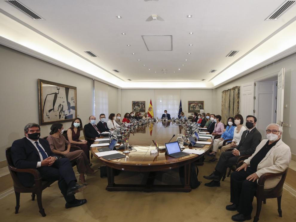 Primera reunión del Consejo de Ministros del nuevo gabinete de Pedro Sánchez.