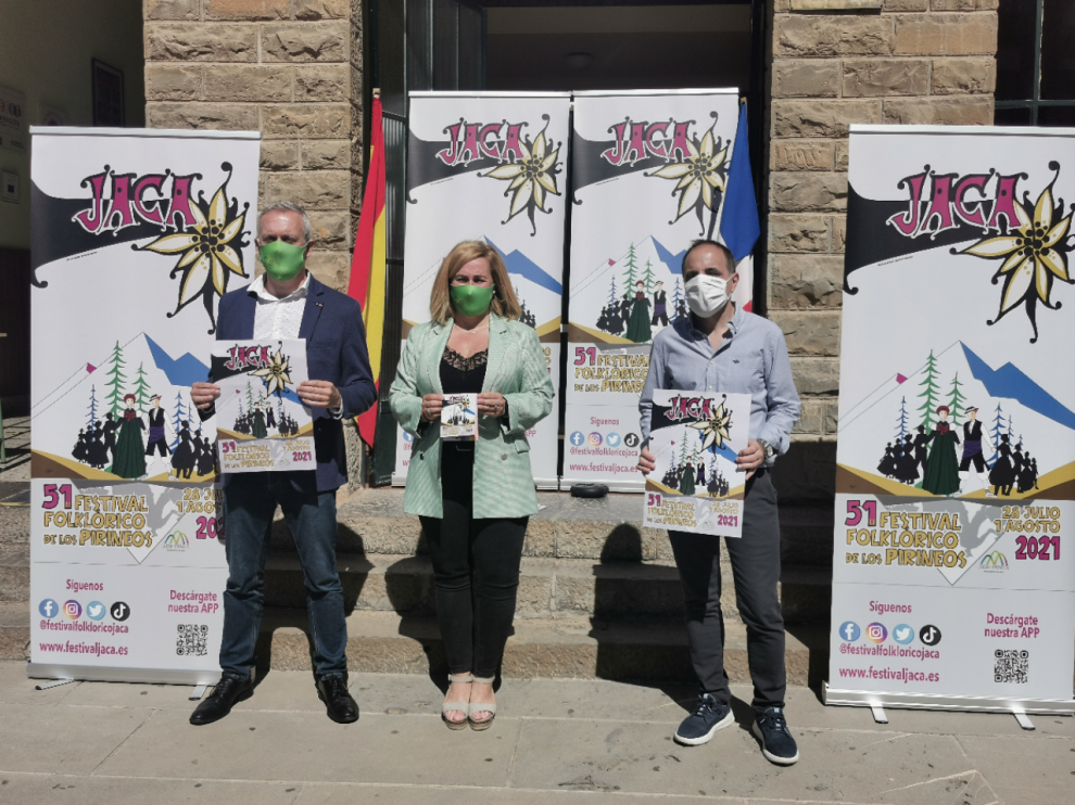 Presentación del festival folclórico de los Pirineos