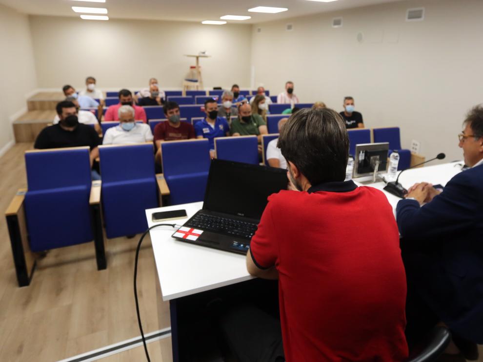 Encuentro de clubes de la provincia con la SD Huesca.