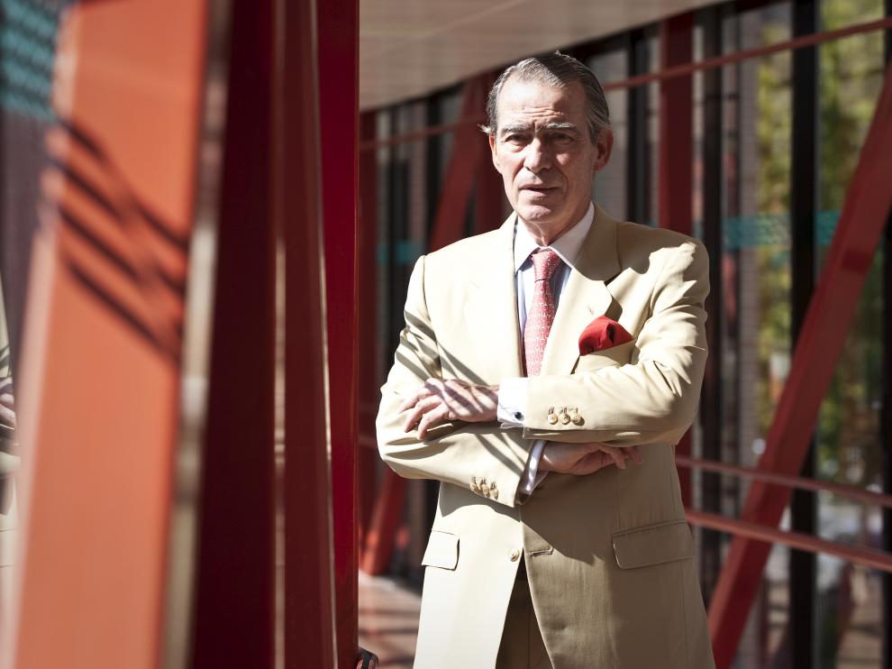 Ricardo Lozano Mantecón, cirujano del Hospital Clínico Lozano Blesa, en una imagen de archivo (2011).