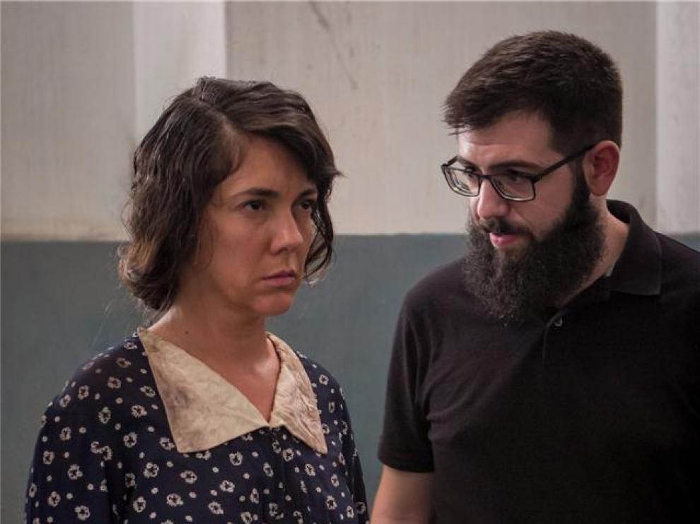 Carmen Barrantes y el joven director Tomás Generelo, que la dirigió en 'Cardelinas'..