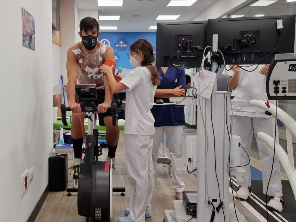Los jugadores del Bada Huesca iniciaron este jueves los reconocimientos médicos previos al inicio de la pretemporada.