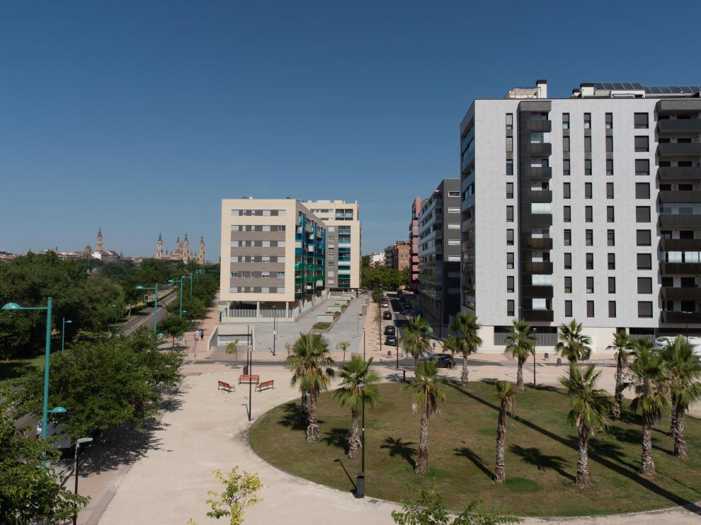 Las viviendas que dan al río se estrenaron hace dos años.
